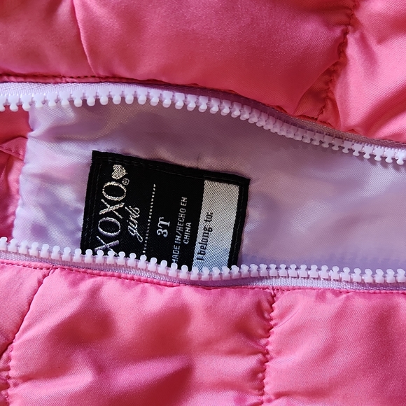 Xoxo Pink vest - Picture 2 of 5